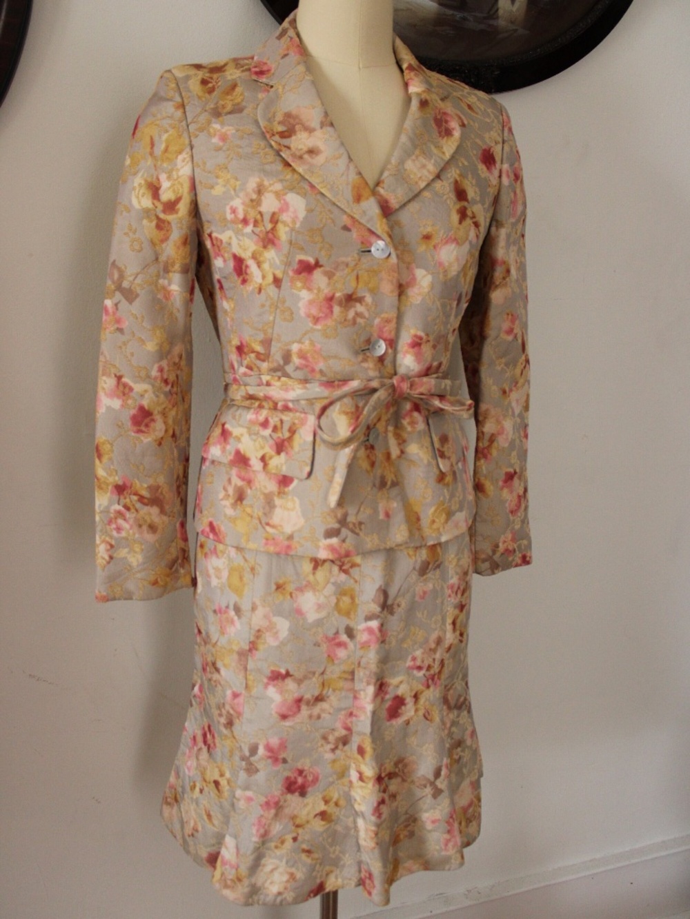 1990's Nipon Petite Boutique Floral Brocade Ladies Suit